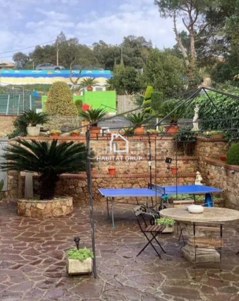 Foto 750c902e-8640-4a35-aeef-03007f37bc3f. Casa amb calefacció piscina a Aiguaviva Parc Vidreres