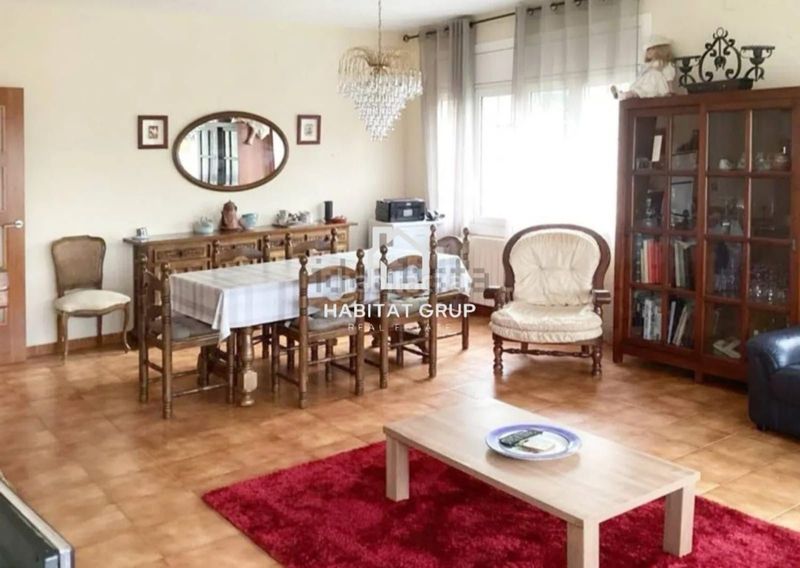 Foto e5059aaf-f658-467e-86bb-a02d43bb5ef7. Casa amb calefacció piscina a Aiguaviva Parc Vidreres