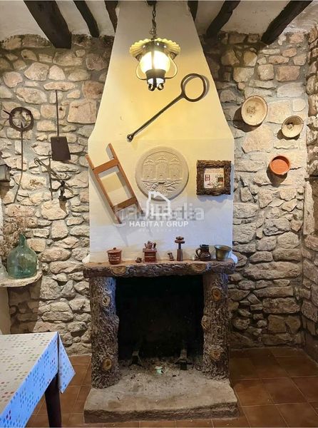 Foto ab572734-c1a0-4d28-98ef-5d33b4ed3470. Casa amb calefacció a Senan
