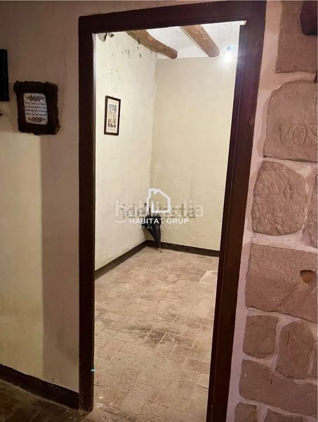 Foto b4db383a-a969-4d7c-9f15-6d2e59b25317. Casa amb calefacció a Senan