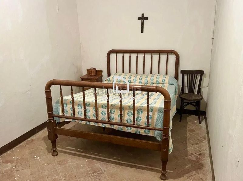 Foto ec2d0f2f-d579-47cf-85a6-4b36f199bfe8. Casa amb calefacció a Senan