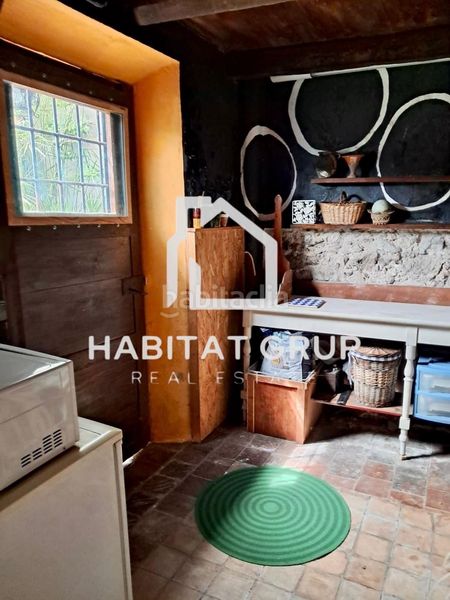 Foto 2c9f782d-1f31-44e4-b468-7f3ce7df0779. Casa amb calefacció a Olot