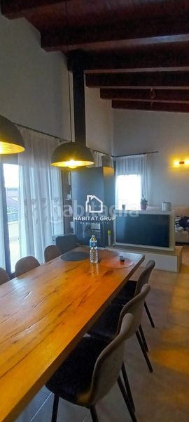 Foto 5b24b453-cb72-4306-ac6a-b441f472db45. Casa amb calefacció piscina a Centre Vidreres