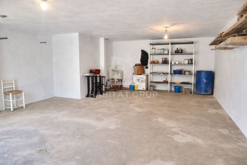 Foto 29ac546f-c32e-446d-a73a-33053ff0b6eb. Aparcament cotxe a Es Castell Es Castell