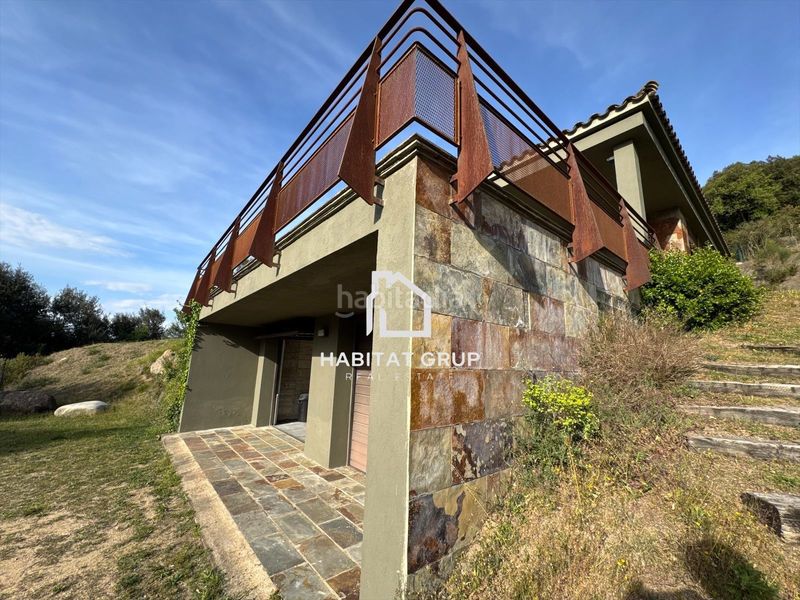 Foto 01568f03-49a1-4e19-9f7a-5cef7c323294. Casa amb calefacció a Bescanó