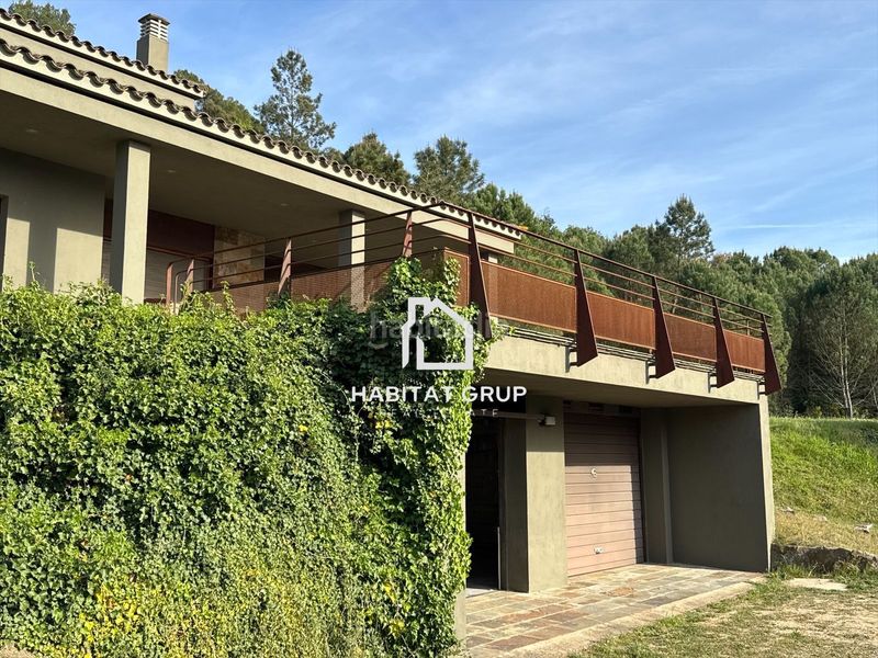 Foto 58994f98-0e9a-47c7-850d-2878df3677af. Casa amb calefacció a Bescanó