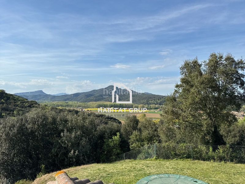 Foto 5de18a20-a4a9-4e47-bb55-8a0cbd1286f5. Casa amb calefacció a Bescanó