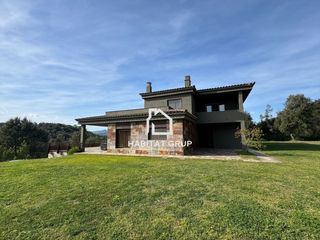 Casa en Bescanó. Casa en bescanó