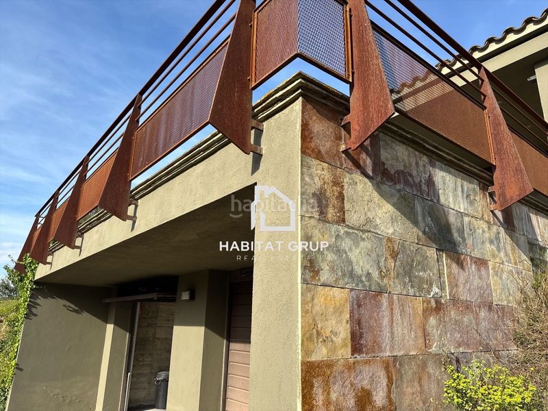 Foto b58bb69d-0b1d-460e-84c1-4971148b8e68. Casa amb calefacció a Bescanó