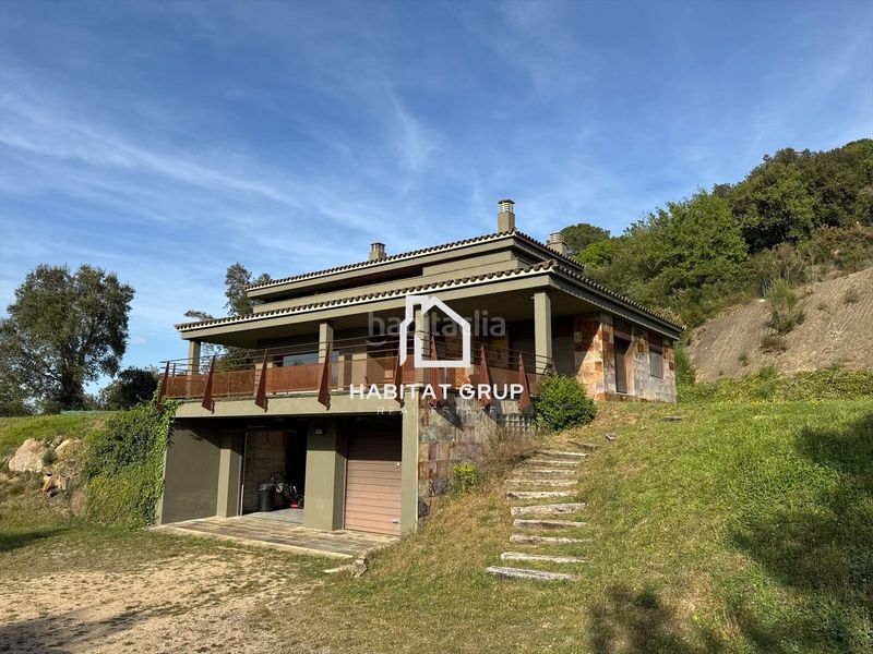 Foto b7089512-27b6-4312-900e-a9d281577528. Casa amb calefacció a Bescanó