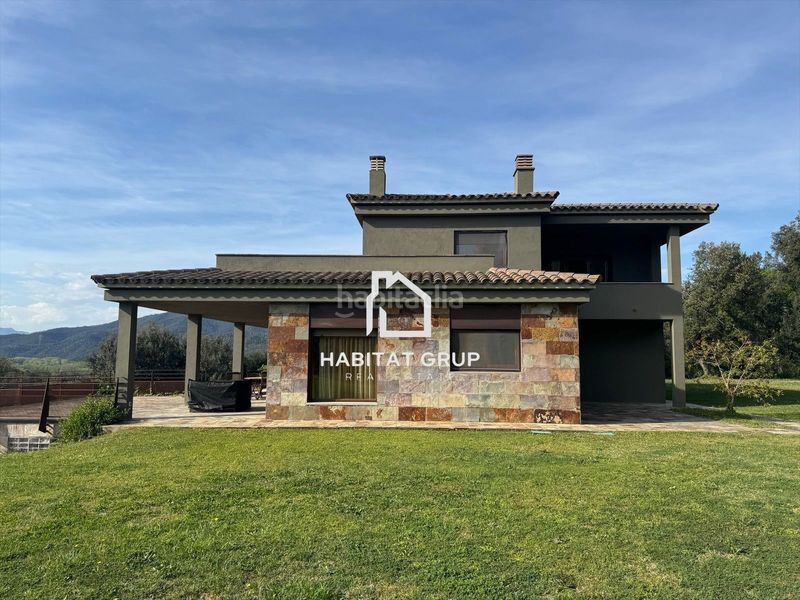 Foto e5ed3ffb-6b75-4591-b180-02826160af86. Casa amb calefacció a Bescanó