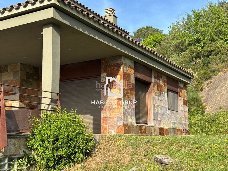 Foto fa383170-c474-4ae1-98d9-b49c35c3192b. Casa amb calefacció a Bescanó