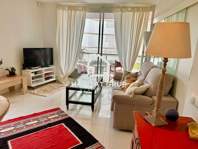 Foto 5ef83275-5009-4340-ba0c-13a49385dcf3. Pis amb calefacció piscina a Ses Figueretes - Platja d'en Bossa - Cas Serres Ibiza