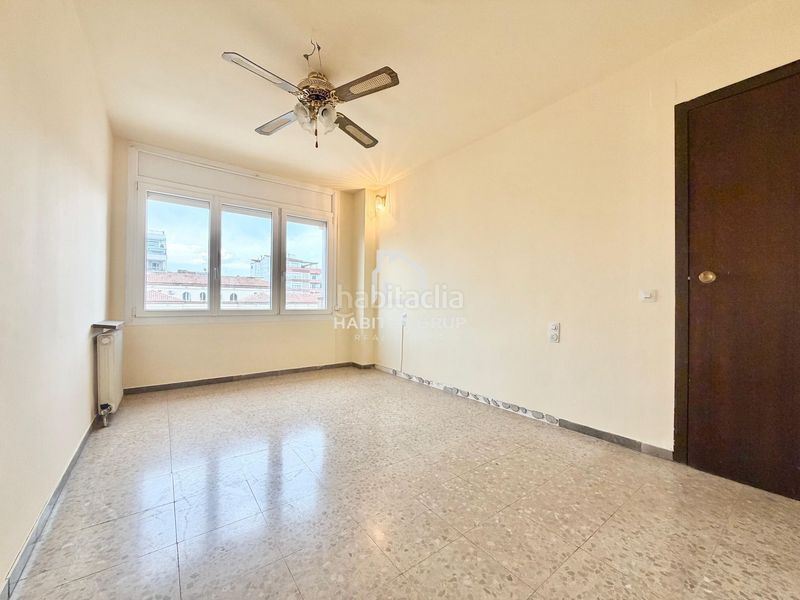 Foto 2dcf299c-48aa-4cd8-9d80-f7fd88aa6834. Pis amb calefacció a Eixample Sud-Migdia Girona