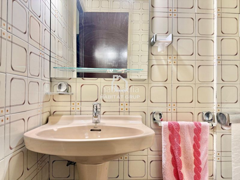 Foto 4a542121-13f2-4c50-90cc-5dd65d4335ad. Pis amb calefacció a Eixample Sud-Migdia Girona