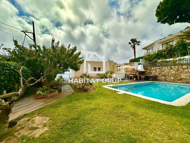 Foto d09eb24e-818e-49cd-819d-aa8de68537a0. Casa amb calefacció piscina a Centre Lloret de Mar