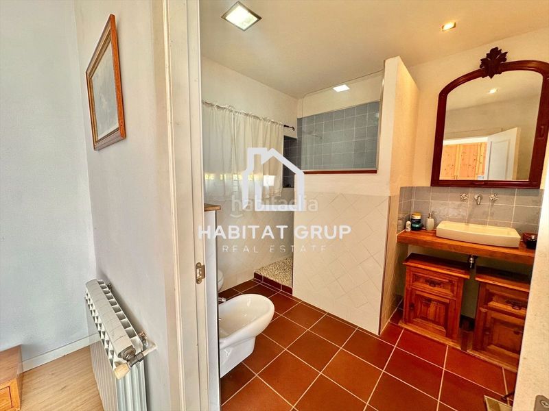 Foto fac5e08c-3395-4802-8193-27fad3435d0b. Casa amb calefacció piscina a Centre Lloret de Mar