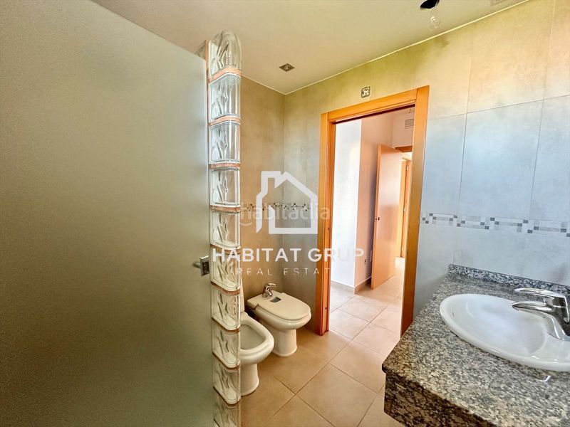Foto f7e429b8-616c-4088-8458-8e2019d9da95. Pis amb calefacció piscina a Ses Figueretes - Platja d'en Bossa - Cas Serres Ibiza