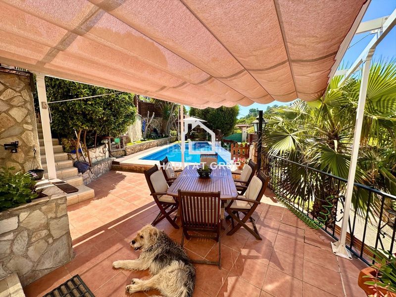 Foto 2a79a5c9-60a9-4612-96d0-068ae4117043. Casa amb calefacció piscina a Canyelles Lloret de Mar
