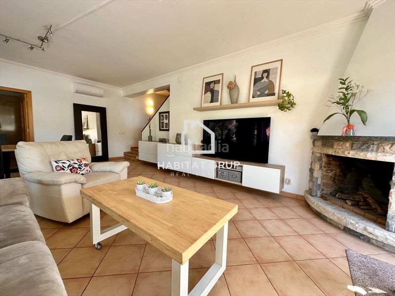 Foto a71aecec-8d69-4818-bb77-33cadffdab91. Casa amb calefacció piscina a Canyelles Lloret de Mar