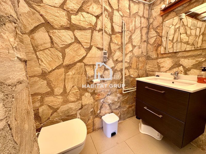 Foto d836d7fa-7e88-4ac5-b001-3f56129eaac4. Casa amb calefacció piscina a Canyelles Lloret de Mar