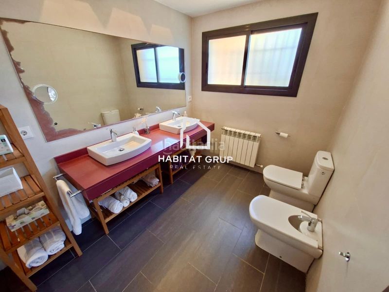 Foto 8a575a56-3f21-4efa-8f64-ba181317fee8. Casa amb calefacció piscina a Canyelles Lloret de Mar