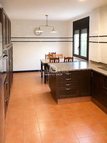 Foto 8fee8bd4-d25a-4823-98d0-728e7d97f413. Casa amb calefacció a Santpedor