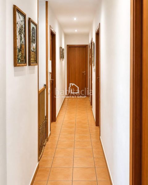 Foto d1b7df1b-23fe-4c5c-af84-ce0447fe7b1a. Casa amb calefacció a Santpedor