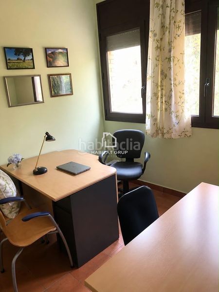 Foto fce7ec84-f935-4e64-ace1-9ac085fa28f4. Casa amb calefacció a Santpedor