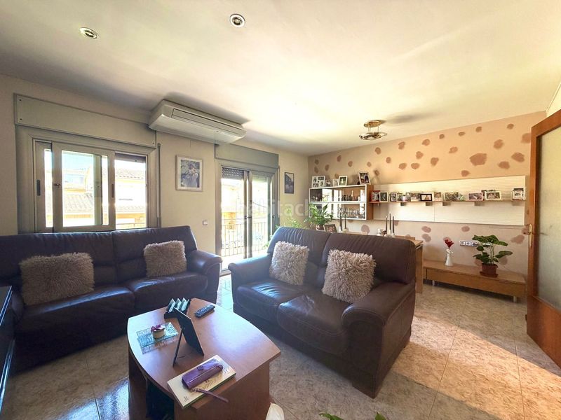 Foto fb7259f5-0170-4f0e-a50a-5100d246035b. Casa amb calefacció a Sils