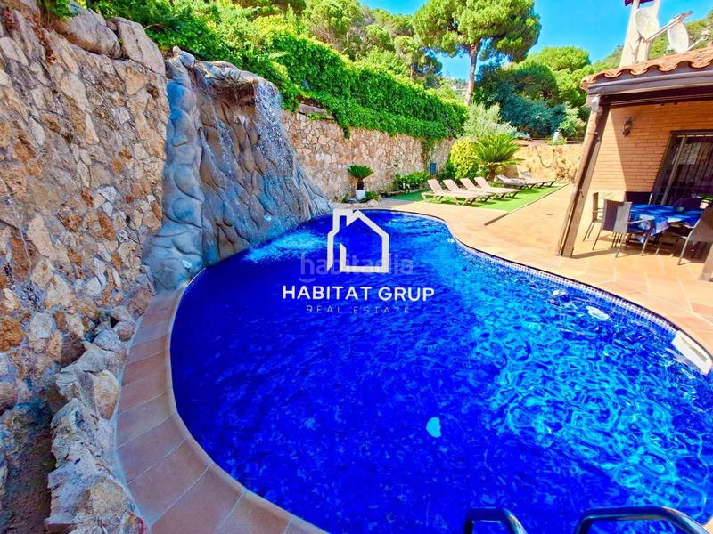 Foto c220e8d9-44ad-4965-a2cb-695945971115. Casa amb calefacció piscina a Canyelles Lloret de Mar