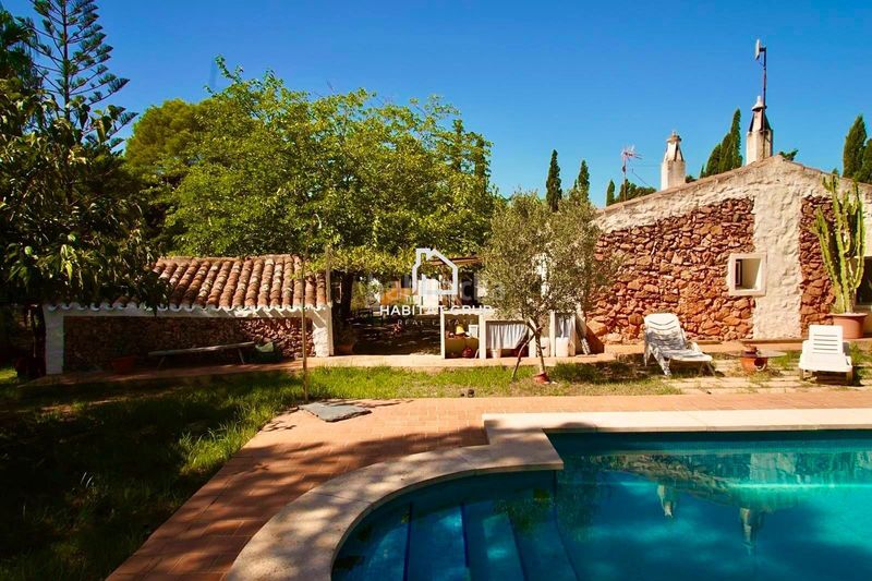 Foto 7357dd76-1018-427d-a87f-e52511d37797. Casa amb calefacció piscina a Es Grau-Serra Morena Maó / Mahón