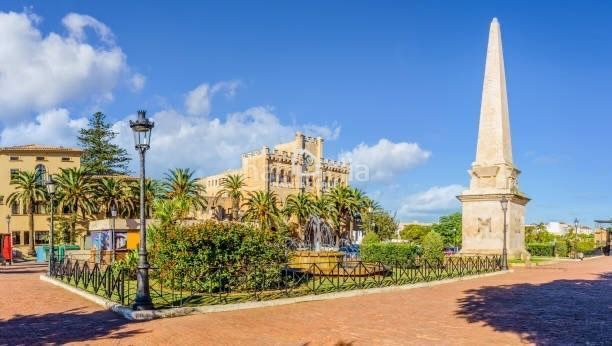 Foto ef85b8ea-e5ad-4c26-a105-2211b00666e9. Casa edificio en Ciutadella Ciutadella de Menorca