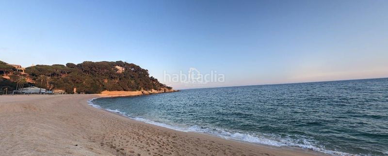 Foto 26bd0ca7-f5bb-484f-8f07-bfee7971f16d. Pis amb calefacció piscina a Fenals Lloret de Mar