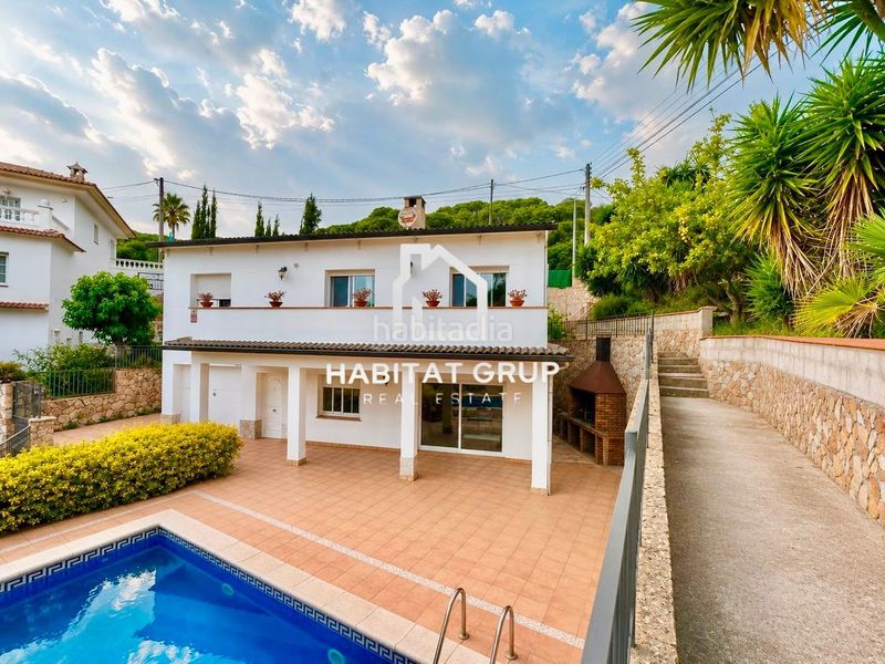 Foto bbfd0056-1891-4203-8d41-8880041d22c0. Casa amb calefacció piscina a Canyelles Lloret de Mar