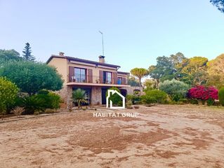 House in Serra Brava. Casa en lloret de mar