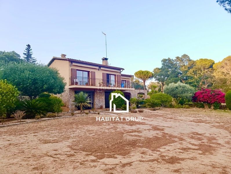 Foto be10ccd4-80ed-4cc3-b726-5289f40dc8fb. Casa amb calefacció a Serra Brava Lloret de Mar