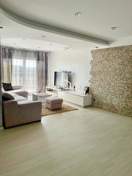 Foto 5b8e3a40-60ad-4dd2-89cc-cfabb1ee6730. Casa amb calefacció piscina a Condado del Jaruco - Puigventós Lloret de Mar