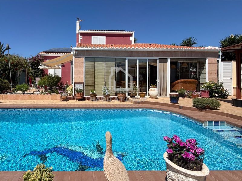 Foto a6b1b1d3-e68d-4559-8d21-d319378a4eb2. Casa amb calefacció piscina a Binibèquer Sant Lluís