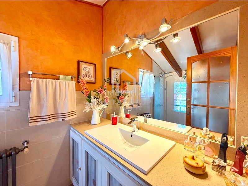 Foto a86b3b30-a57c-4685-828e-4c8ffc0a3588. Casa amb calefacció piscina a Binibèquer Sant Lluís