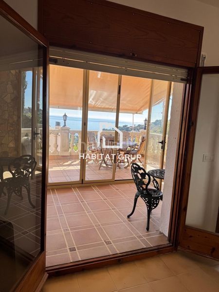 Foto 51e1dd51-e677-4c1c-a554-84a26369c4de. Casa amb calefacció piscina a Canyelles Lloret de Mar