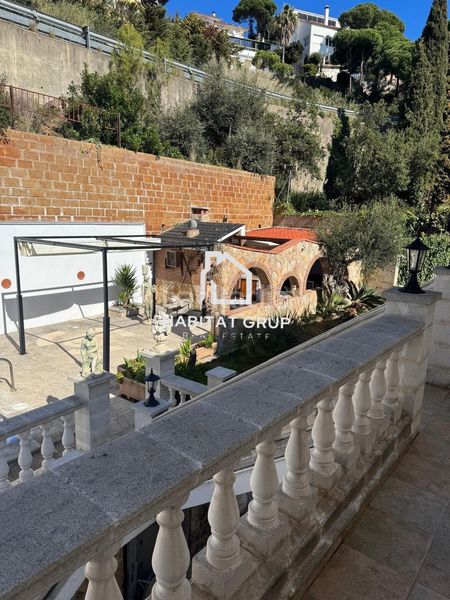 Foto d8f85a63-1d22-4c81-864c-b631161bb7d3. Casa amb calefacció piscina a Canyelles Lloret de Mar