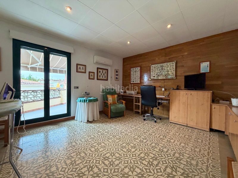 Foto aaa23d93-5cf7-4e98-b625-7ff57dc0c624. Casa adossada amb calefacció a Sils