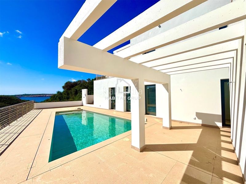 Foto ad247b1e-c705-487a-9994-0e9c5016f05c. Casa amb calefacció piscina a Cala Llonga-Sa Mesquida Maó / Mahón