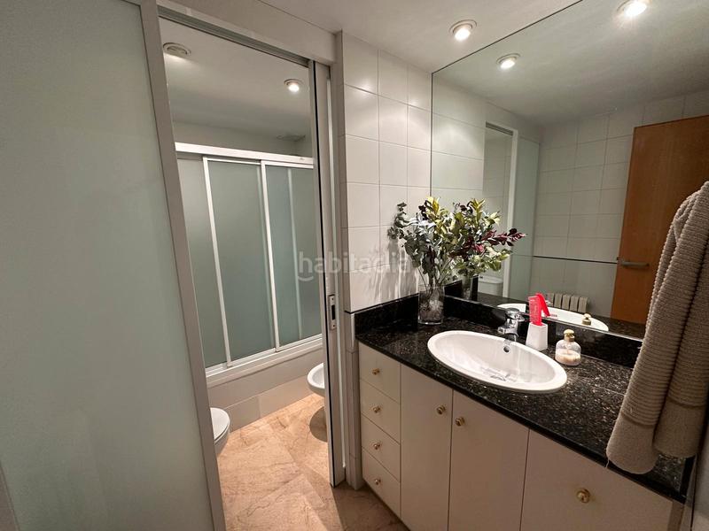 Foto 105d08cd-9ac3-4175-bef0-50f98c97d912. Semi detached house with heating parking in Tiana