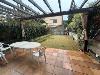 Maison jumelée  Carrer riera de tiana. Casa en tiana