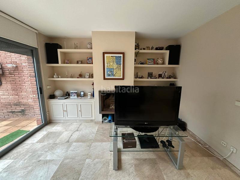 Foto a6f891e5-f59a-4a3f-870f-1608db19659e. Semi detached house with heating parking in Tiana