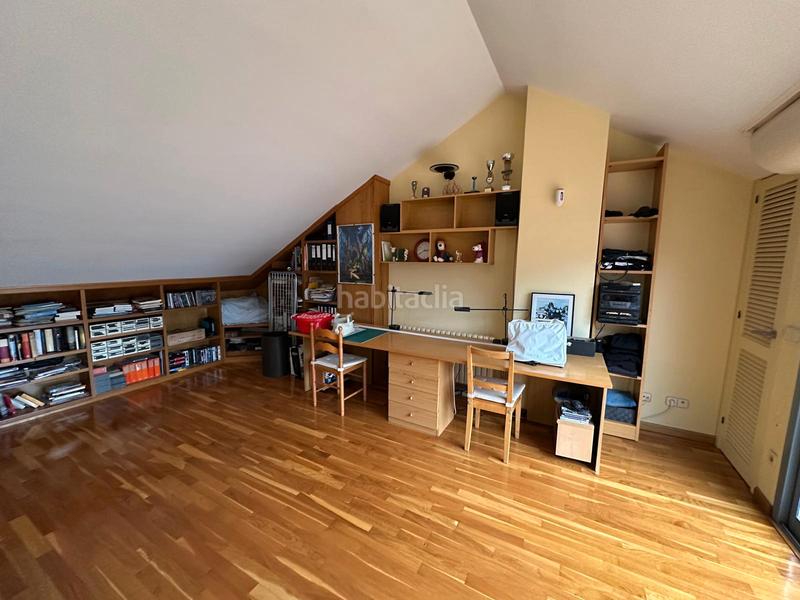 Foto f3d140c6-5fba-48a9-a91a-85417eb8de2a. Semi detached house with heating parking in Tiana