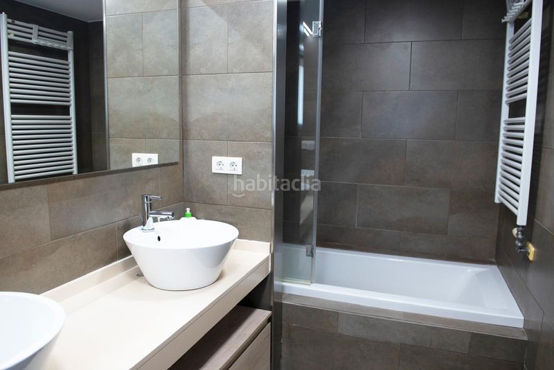 Foto a5f0e1ea-06eb-4469-92df-bc333d07303b. Xalet amb calefacció aparcament piscina a Alella