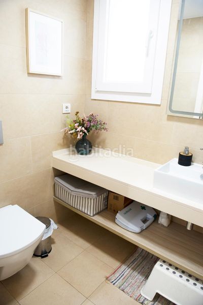 Foto bd8b8da8-ff2c-4bce-923c-76e1c39c03b9. Xalet amb calefacció aparcament piscina a Alella